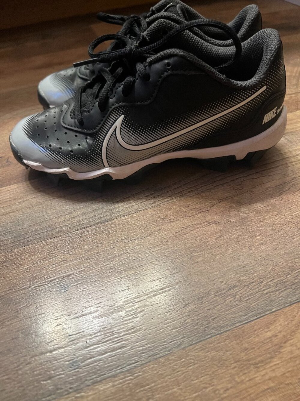 Nike Kids' Diamond Clutch Baseball Cleats Size 3